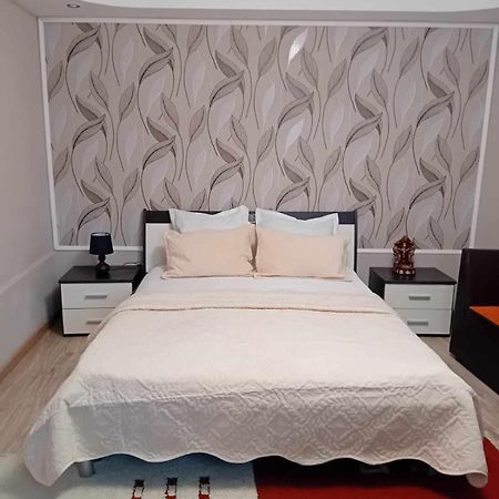 Casa Marco Apartment Galati  Ngoại thất bức ảnh